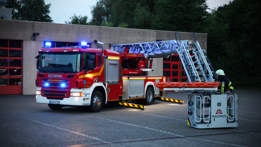 EB 340 „TH 1 – Unterstützung Rettungsdienst mit DLK“ OT Bad Salzuflen