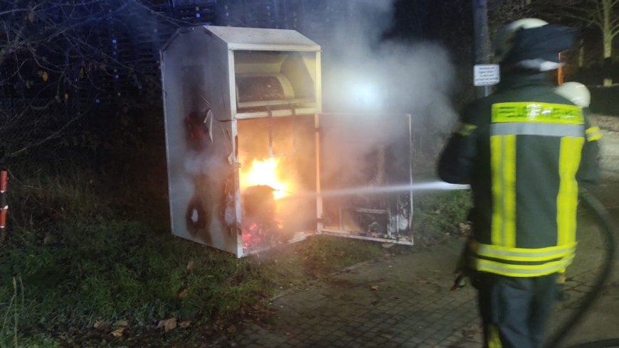 EB 789 „Feuer 1- Containerbrand“ OT Schötmar