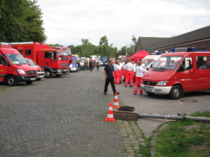 Die Einheiten des BHP 50 von der Aufahrt her gesehen