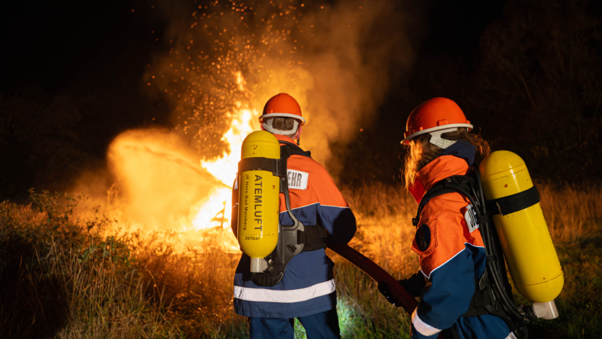 24-Stunden-Dienst der Jugendfeuerwehr Gruppe 3: Spannung, Ausbildung und Teamgeist rund um die Uhr