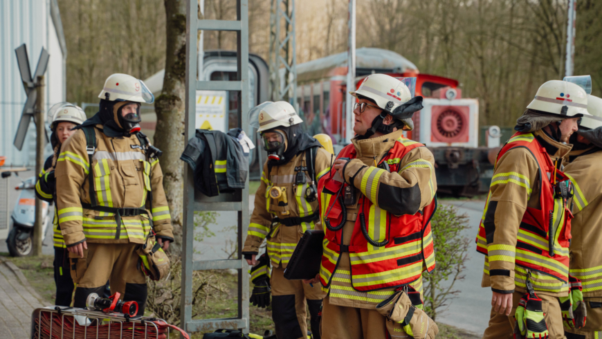 Intensivtraining am IdF NRW in Münster: 40 Einsatzkräfte der Feuerwehr Bad Salzuflen proben den Ernstfall